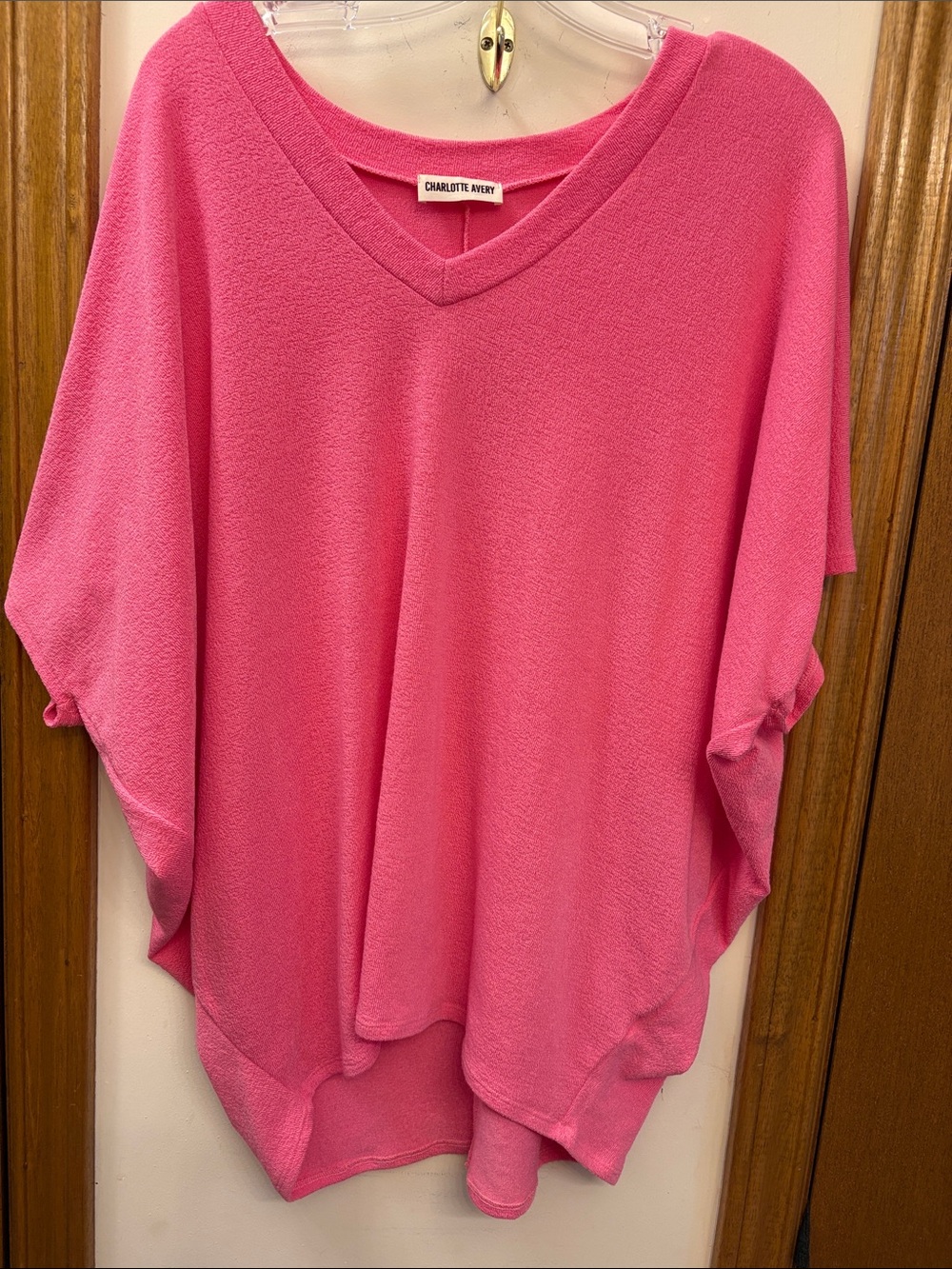 New!! Charlotte Avery Pink V-Neck Tunic Top sold on Vibeonline.ca